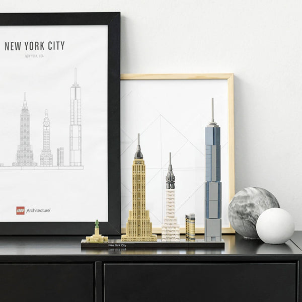 LEGO 21028 Architecture New York City Skyline, Collectible Model Kit for Adults to Build, Creative Activity, Home Decor Gift Idea for Men, Women, Husband, Wife, Him or her