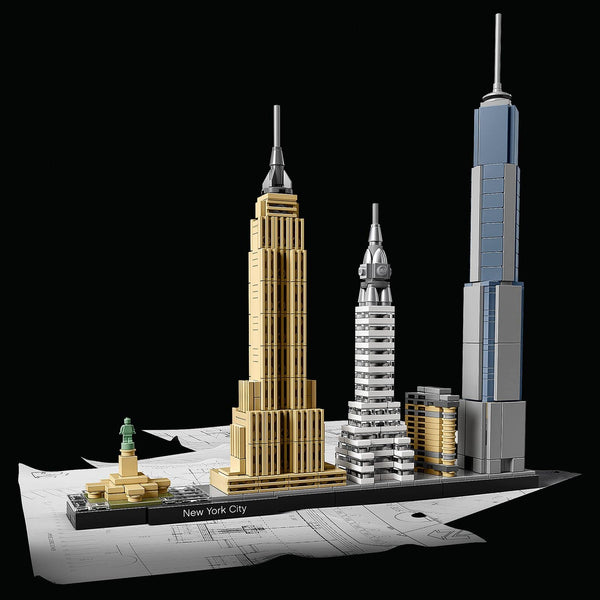 LEGO 21028 Architecture New York City Skyline, Collectible Model Kit for Adults to Build, Creative Activity, Home Decor Gift Idea for Men, Women, Husband, Wife, Him or her